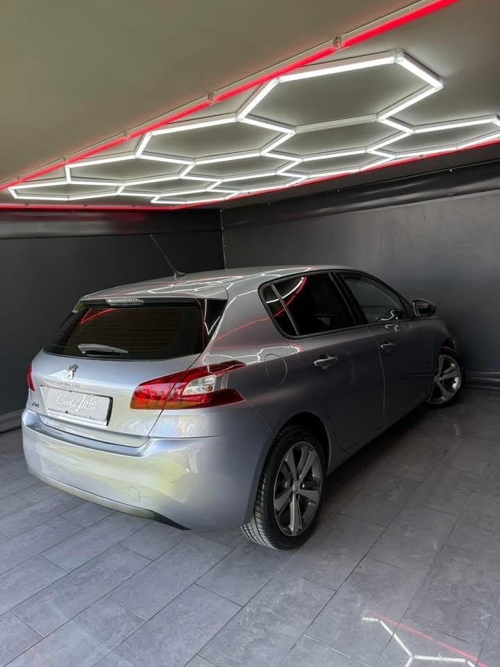 Peugeot 308 1.6 Hdi 116 cv Allure 2015