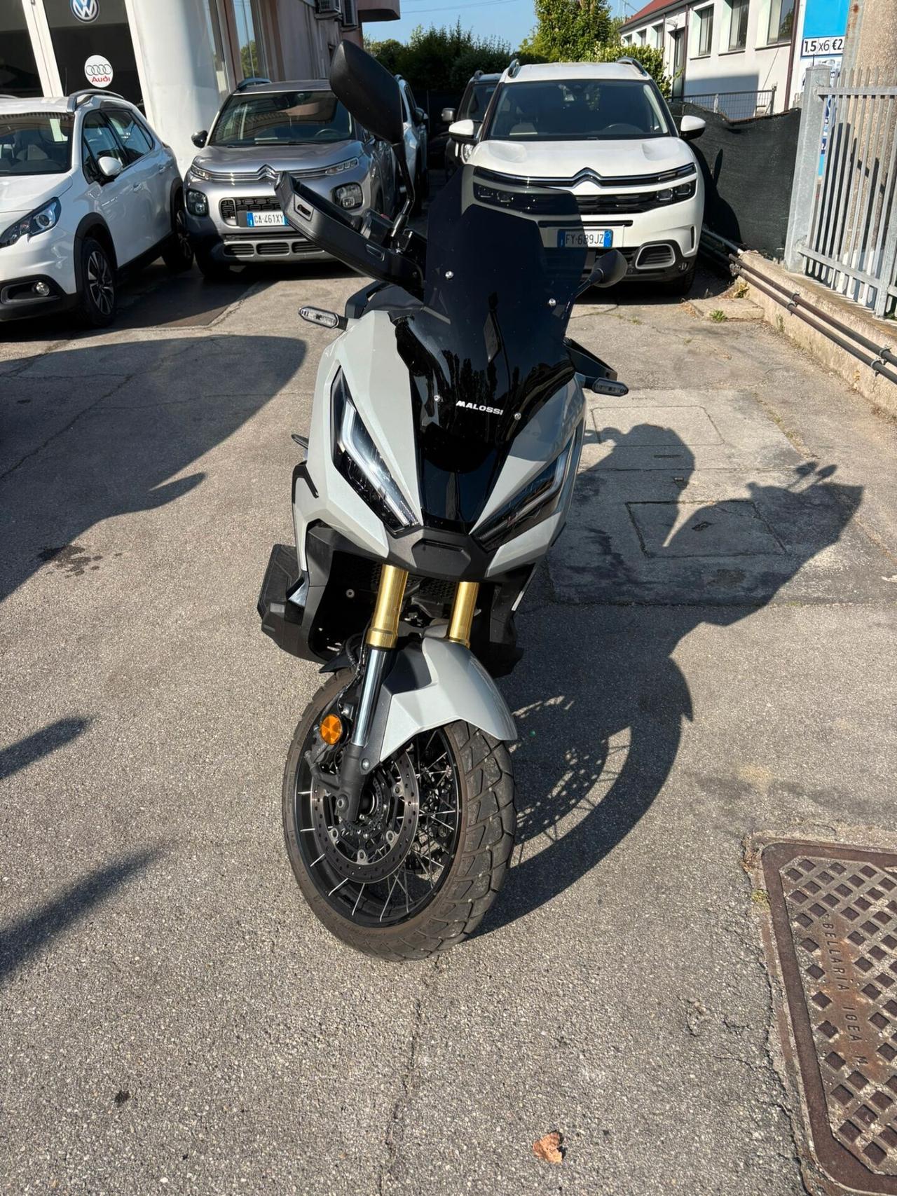 HONDA X-ADV 750
