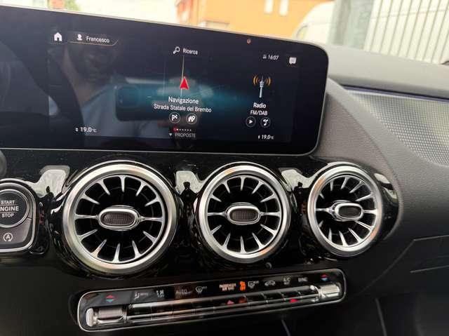 Mercedes-Benz GLA 200 GLA 200 d Premium auto