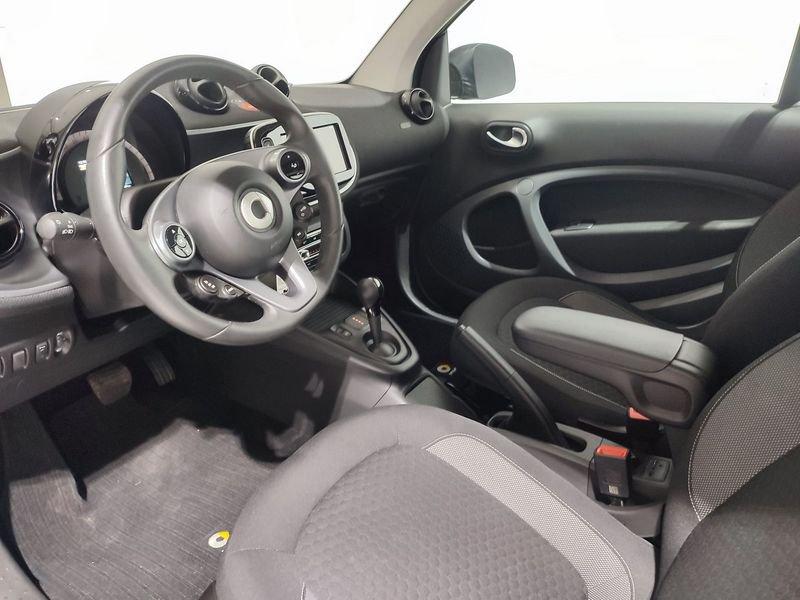 smart fortwo EQ Passion