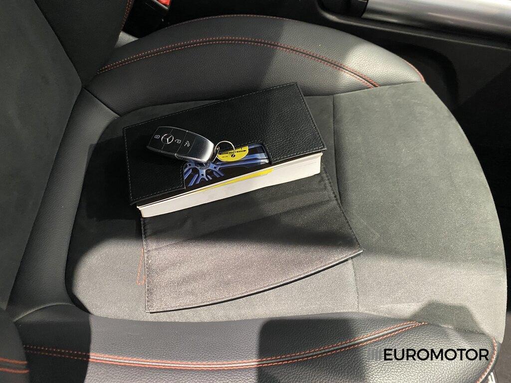 Mercedes GLA 180 180 D Premium 8G-DCT