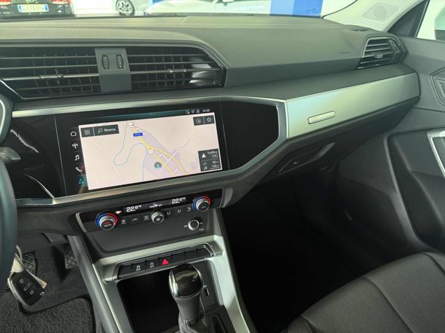 AUDI Q3 35 TDI S tronic Business