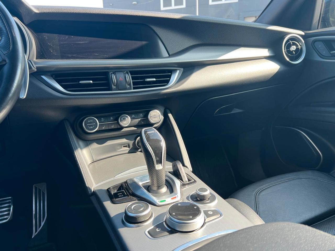 Alfa Romeo Stelvio 2.2 Turbodiesel 210 CV AT8 Q4 Veloce Tì