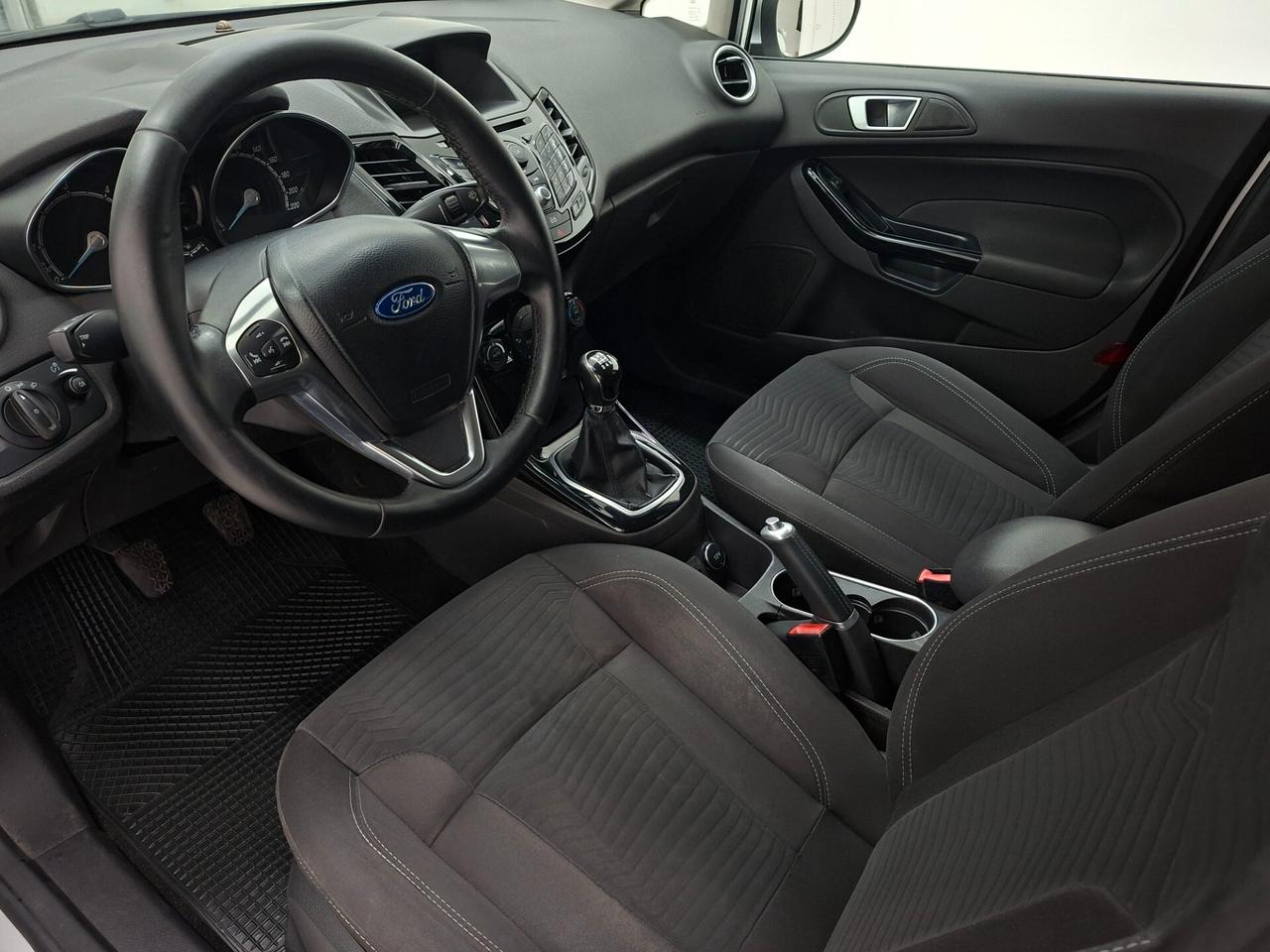 Ford Fiesta 1.5 TDCi 75cv Titanium