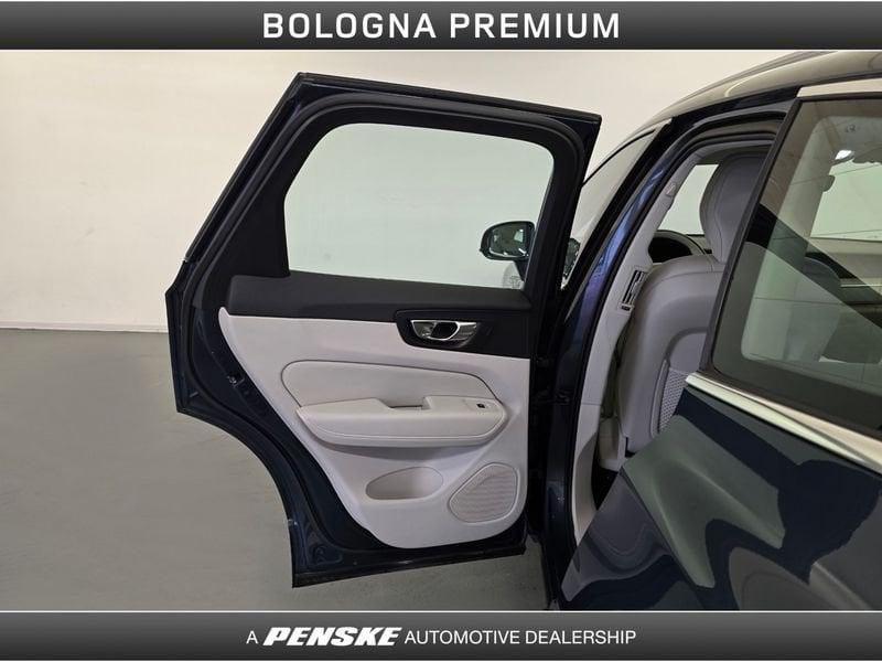 Volvo XC60 XC60 B4 (d) AWD automatico Plus Bright