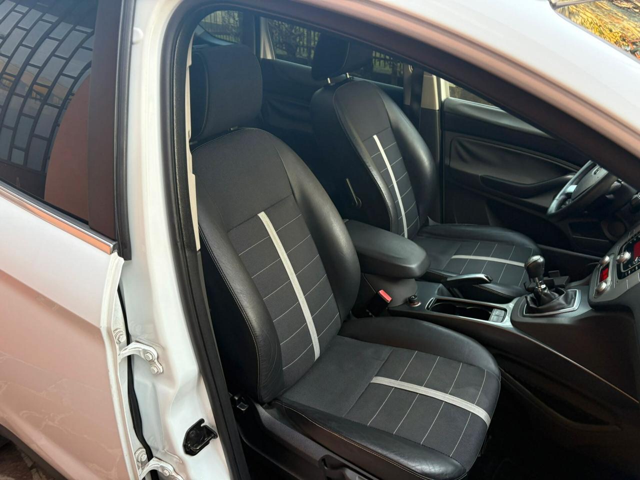 Ford Kuga 2.0 TDCi 140 CV 2WD Titanium DPF