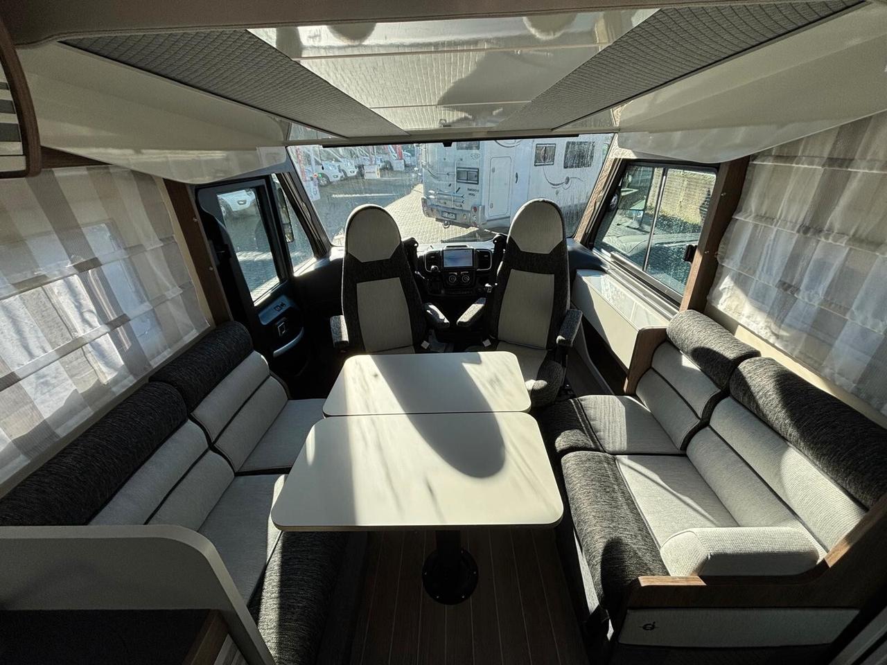 Ci International Magis 87 Integral Selekt camper