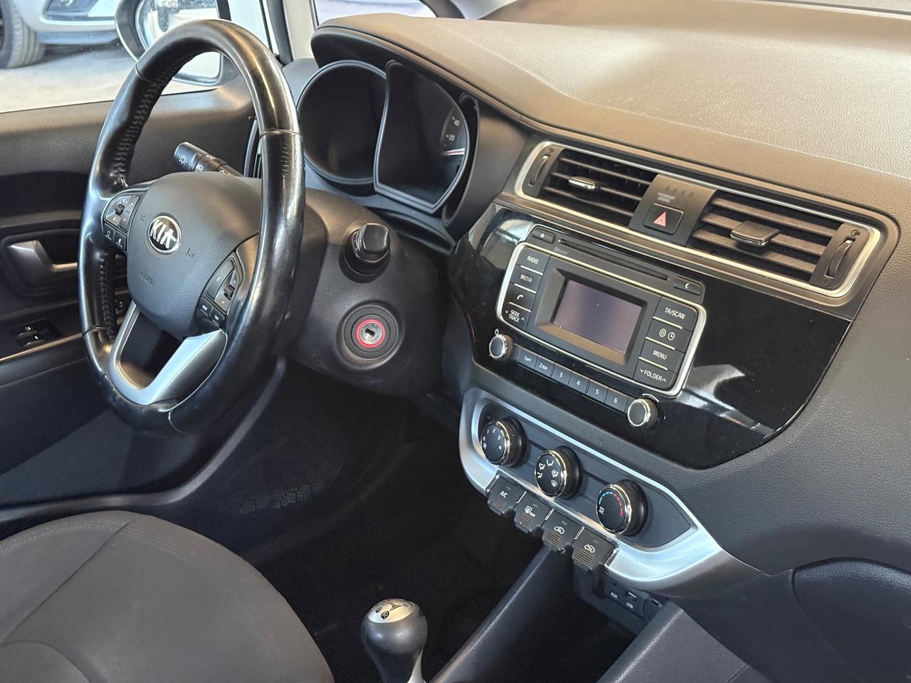 Kia Rio 1.2 CVVT 5p. Cool