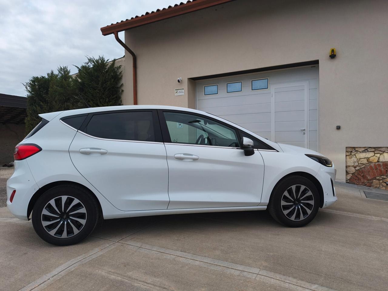 Ford Fiesta 1.1 -75 CV 5 porte Titanium Neopatentato