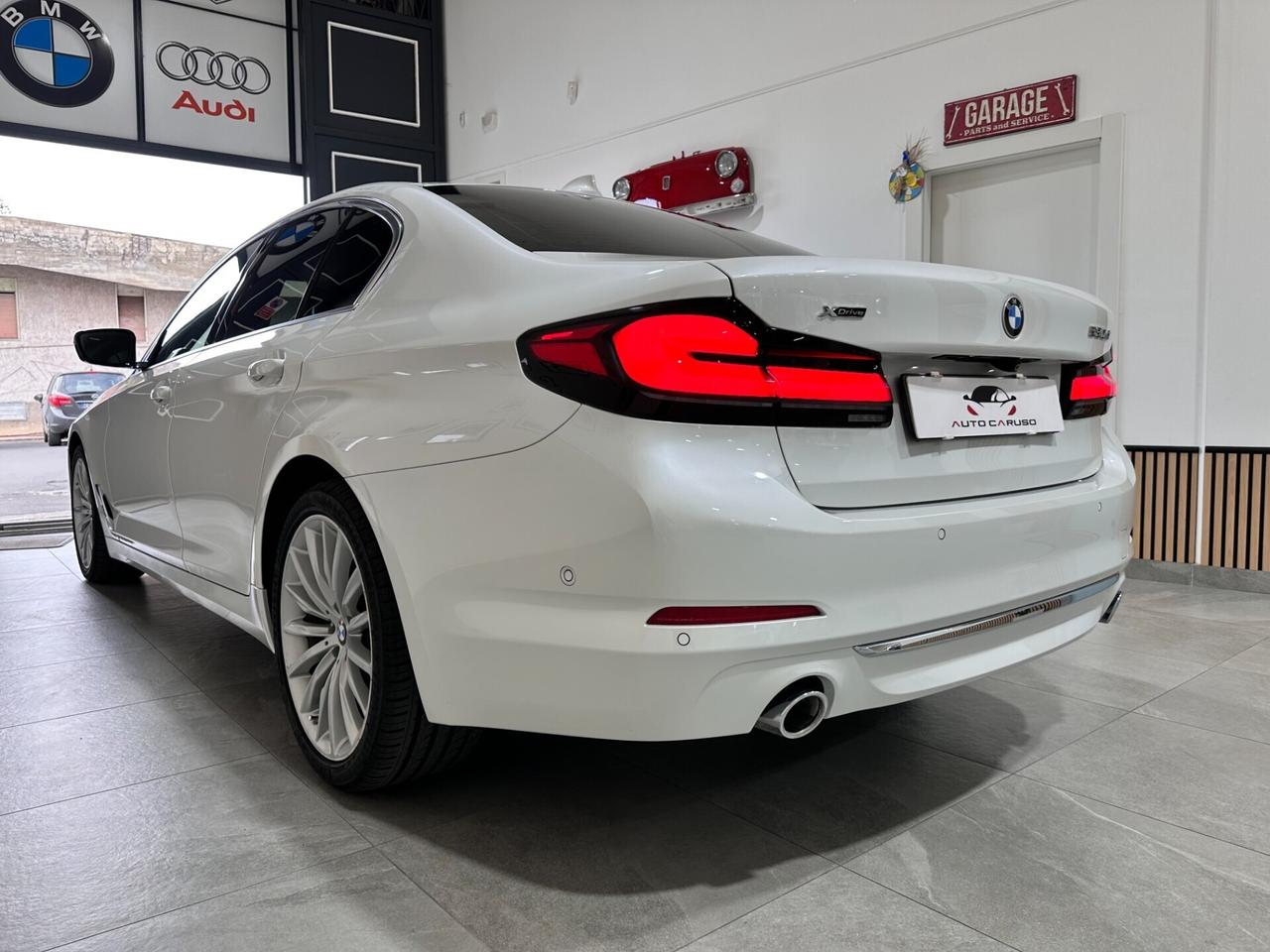 Bmw 530 530d xDrive Luxury - BERLINA - UNICO PROP.