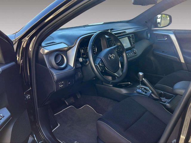 TOYOTA RAV 4 MY23 2.5 VVT-i Hybrid 4WD Dynamic