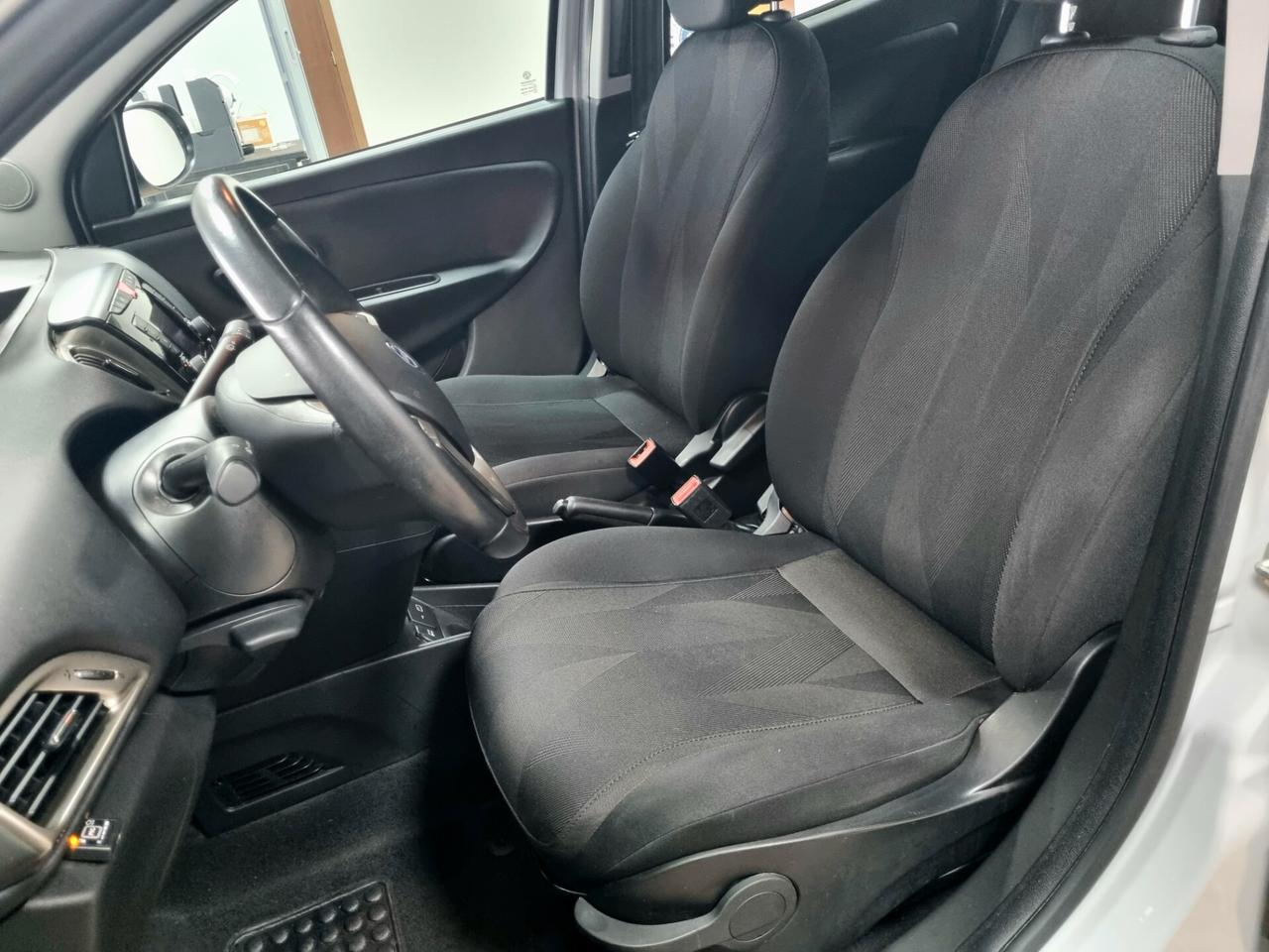 LANCIA YPSILON 1.2 BENZINA/GPL 69 CV GOLD