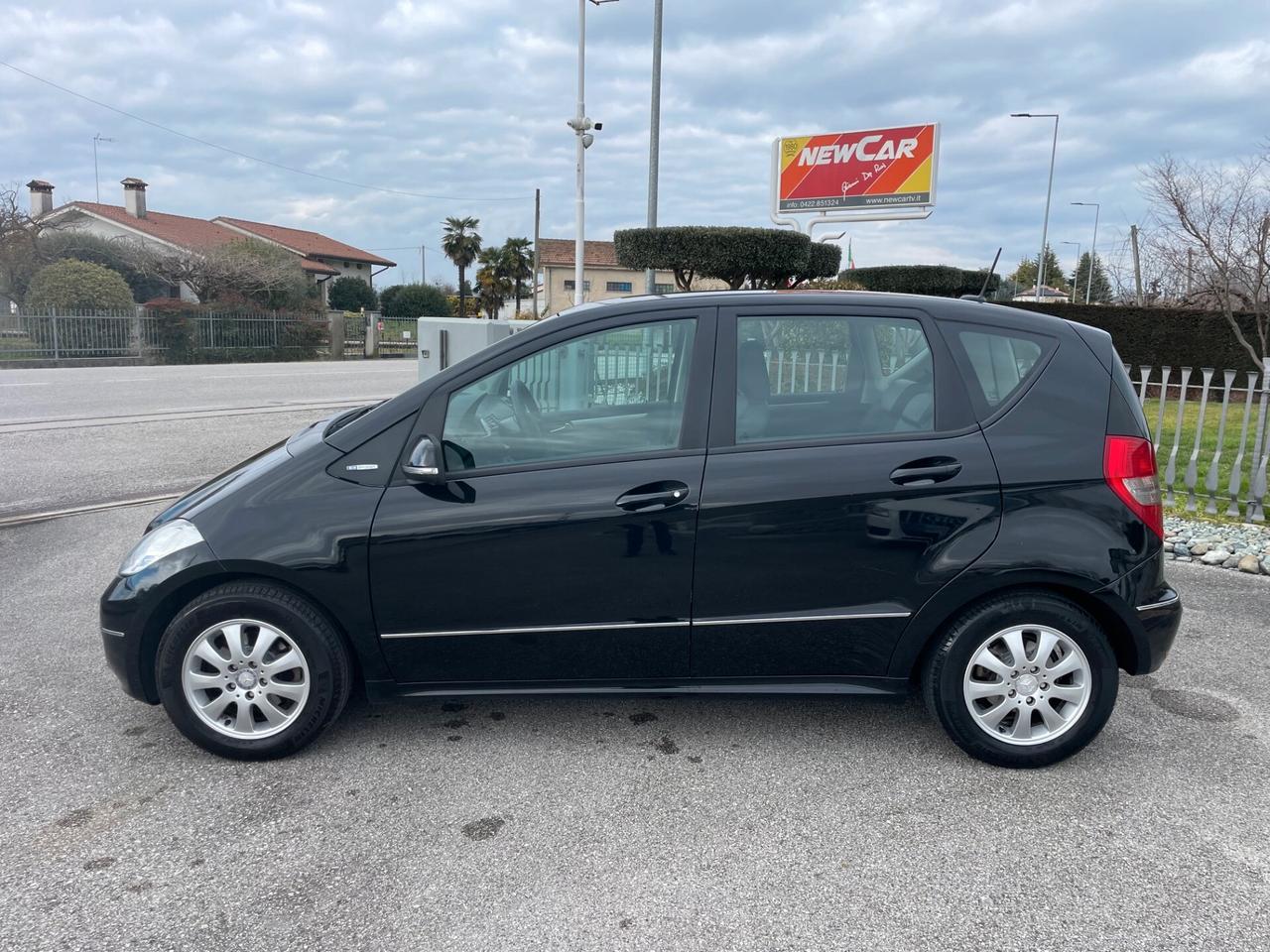 Mercedes-Benz A 160 BlueEFFICIENCY Elegance