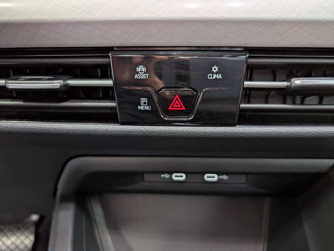 Volkswagen Golf 2.0 tdi Life 115cv dsg