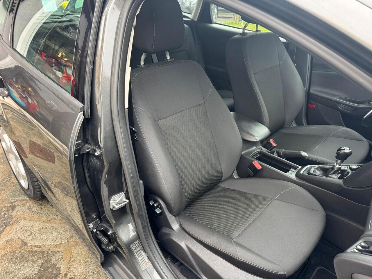 FORD FOCUS 1.5 TDCi 95cv TITANIUM NEOPAT