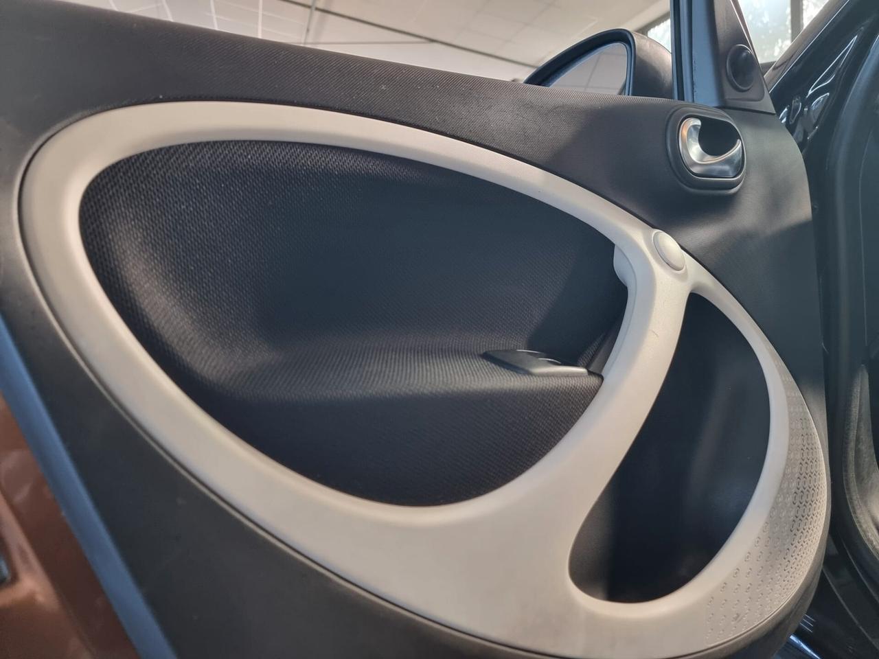Smart ForFour 70 1.0 twinamic Passion NEOPATENTATI