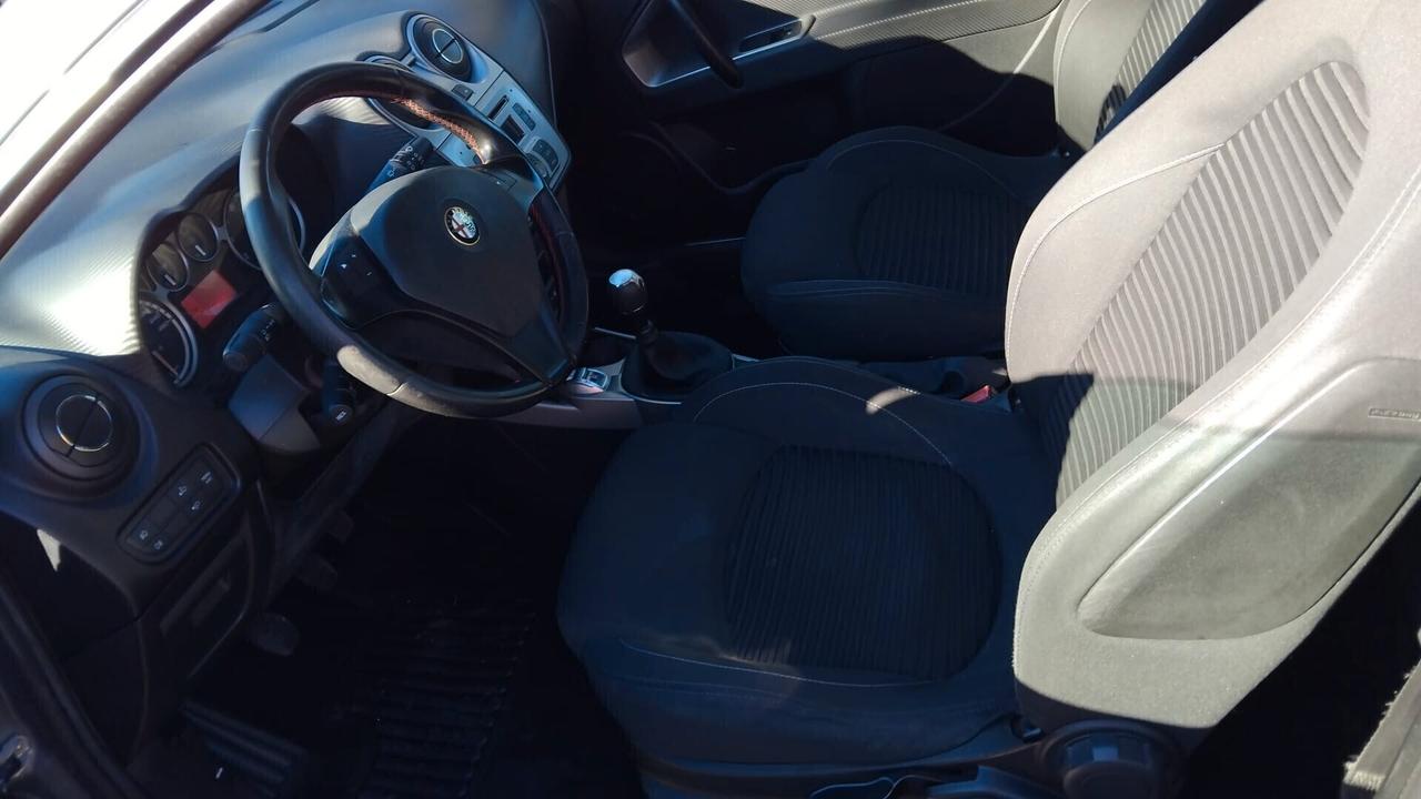 Alfa Romeo MiTo 1.4 T 120 CV GPL Distinctive Sport Pack