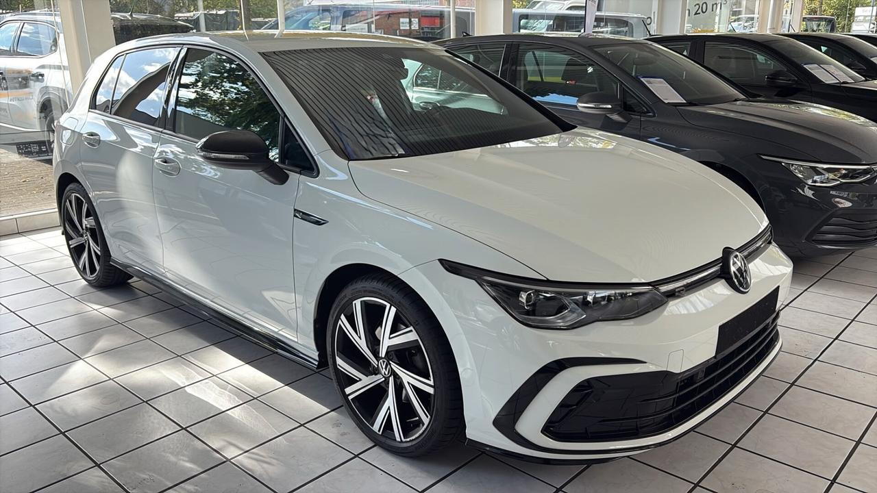 Volkswagen Golf 1.5 eTSI 130 CV DSG R-Line
