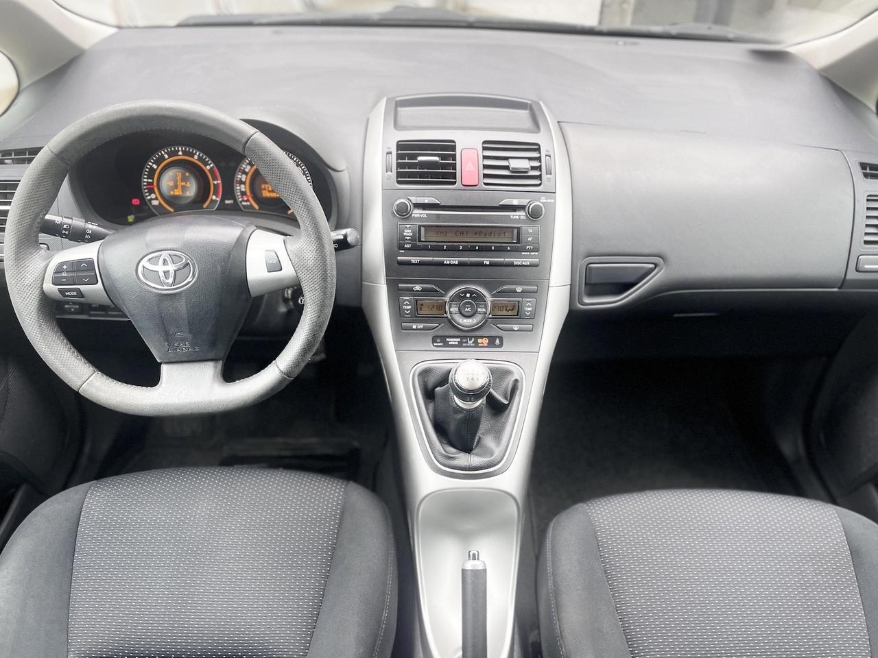 Toyota Auris 1.3 Benzina 99CV E5 Neo - 2012