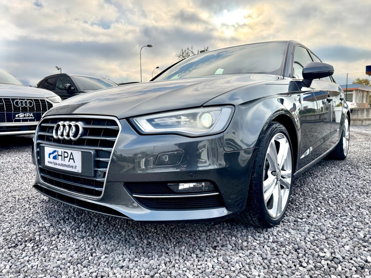AUDI A3 SPORTBACK 2.0TDI 150 S-line BI-XENON NAVI LED