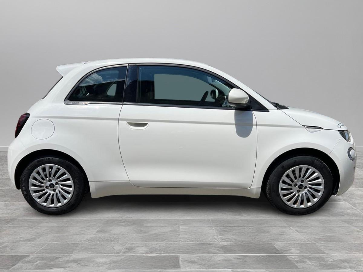 FIAT 500e 23,65 kWh (Red)