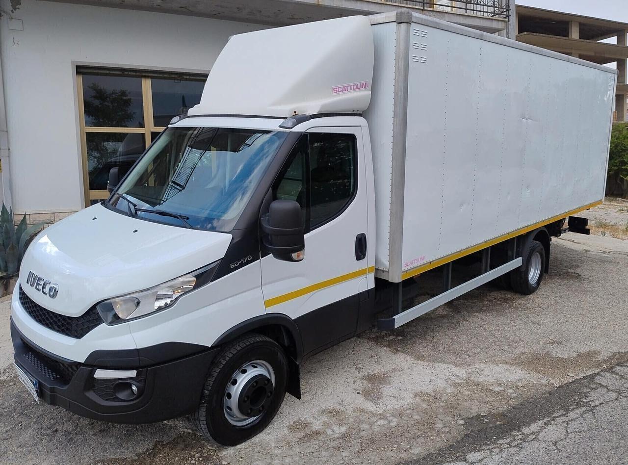 Iveco Daily 60C17 Passo 4750 con Pedana - 2016
