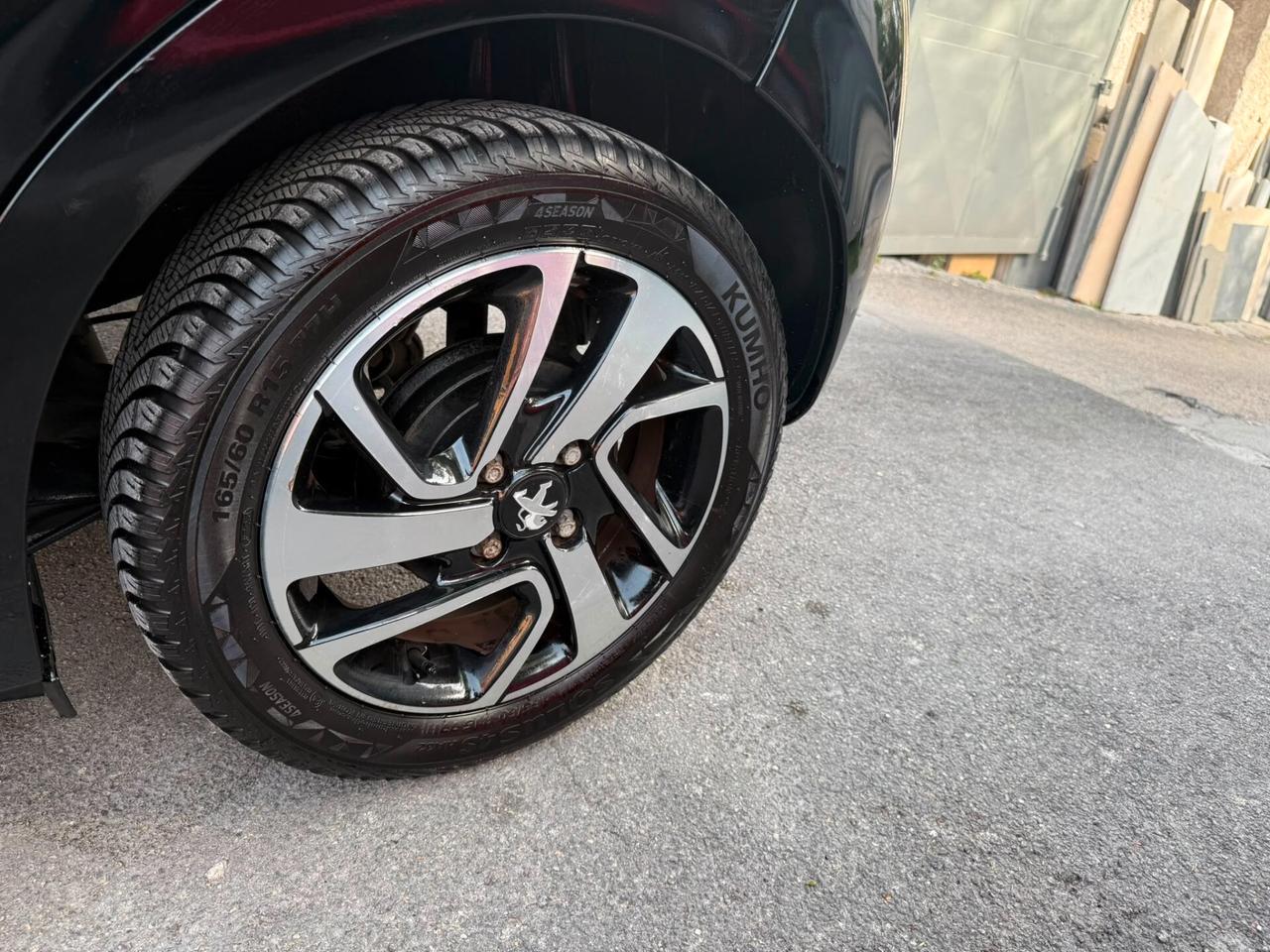 Peugeot 108 VTi 68 2014 garantita