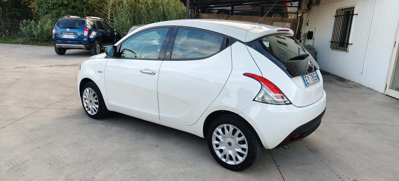Lancia Ypsilon 1.3 MJT 16V 95 CV