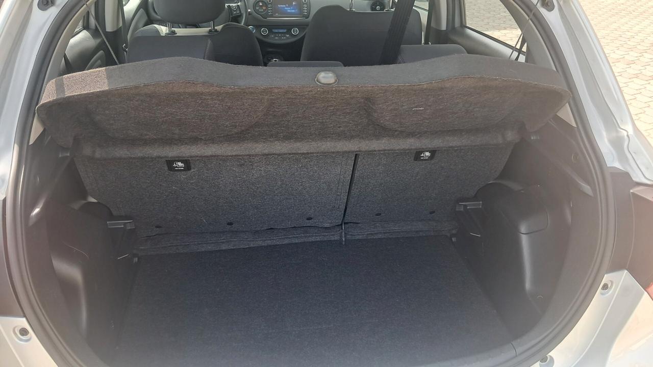 Toyota Yaris 1.5 Hybrid 5 porte Business