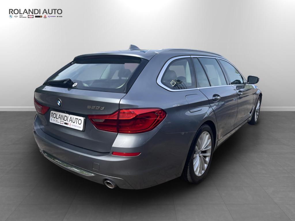 BMW Serie 5 Touring 520 d Luxury Steptronic