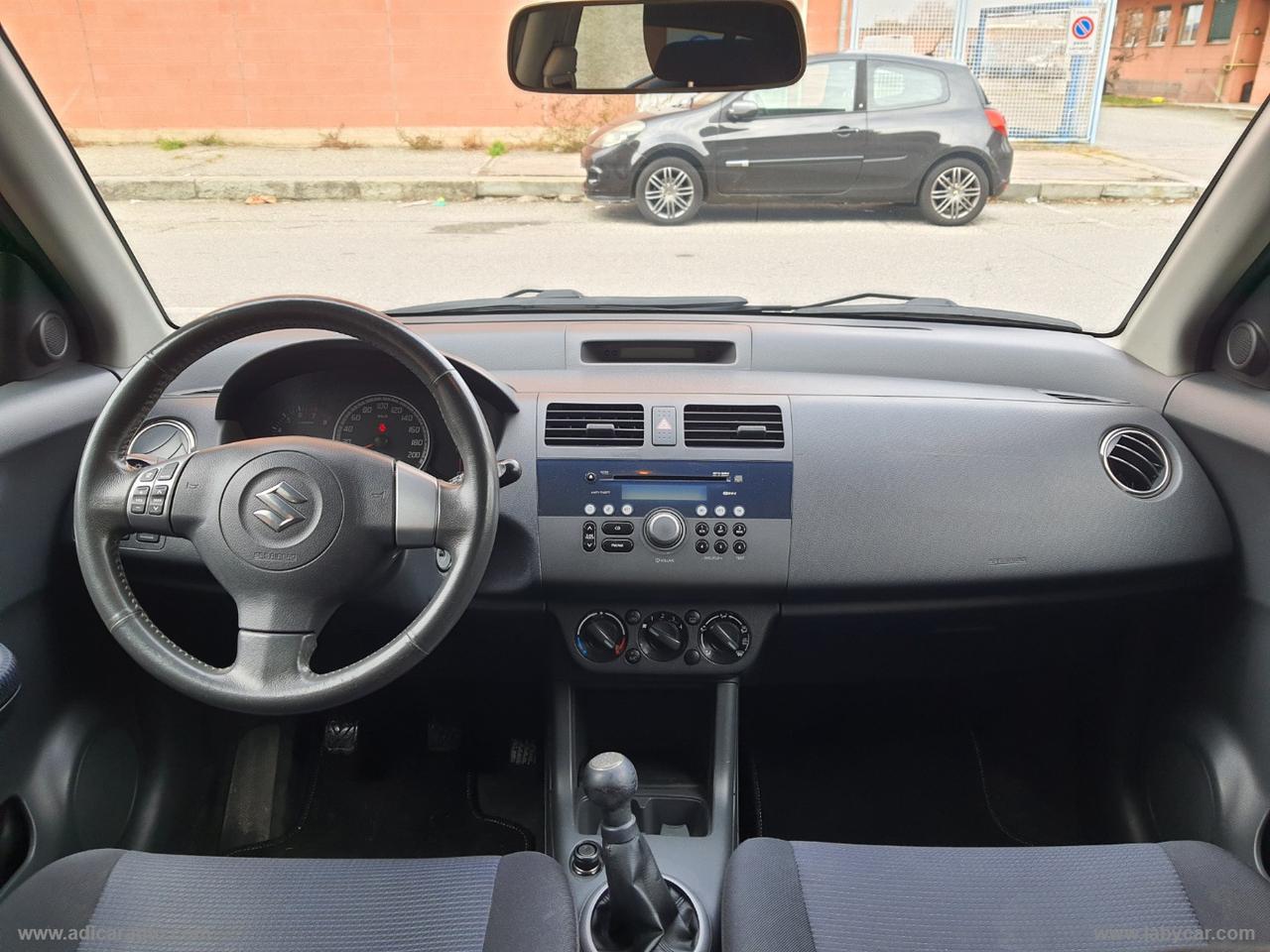 SUZUKI Swift 1.3 4x4 5p. GL