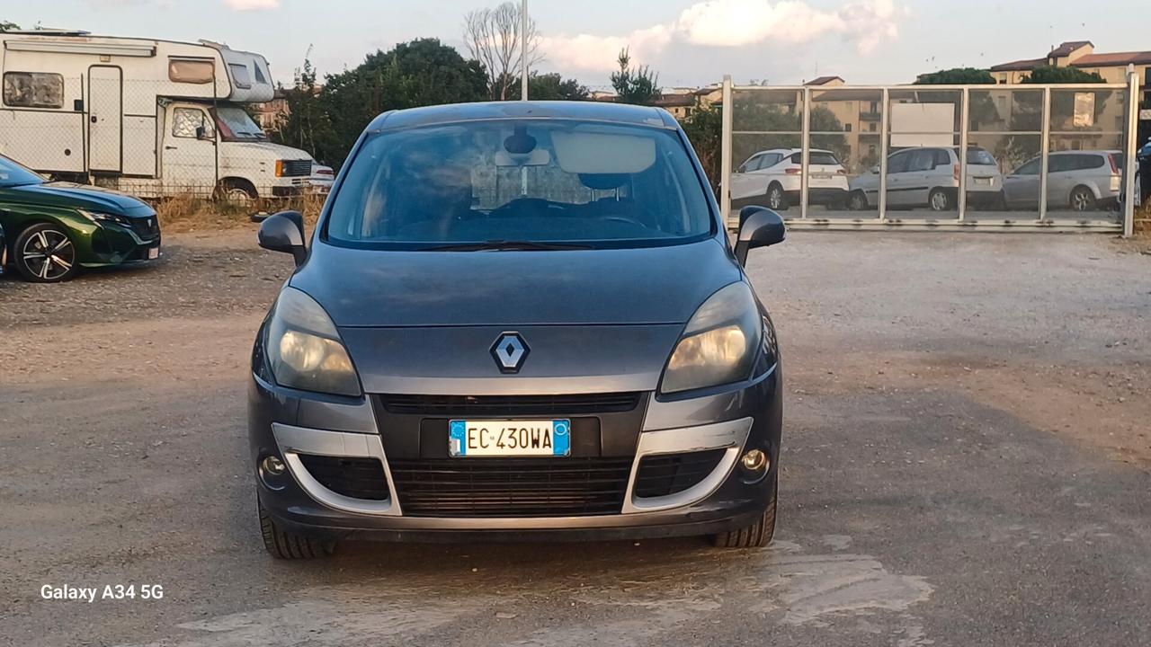 Renault Scenic Scénic X-Mod 1.5 dCi 110CV Luxe