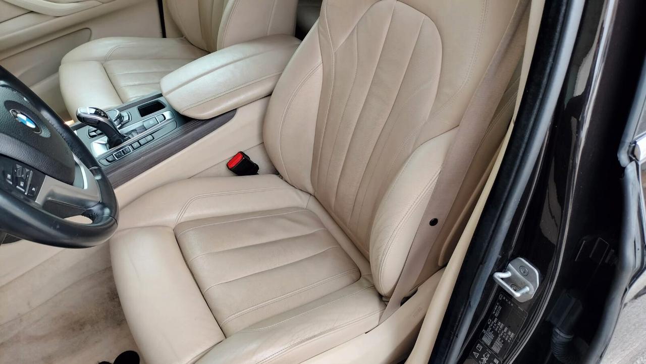Bmw X5 xDrive30d 258CV Business
