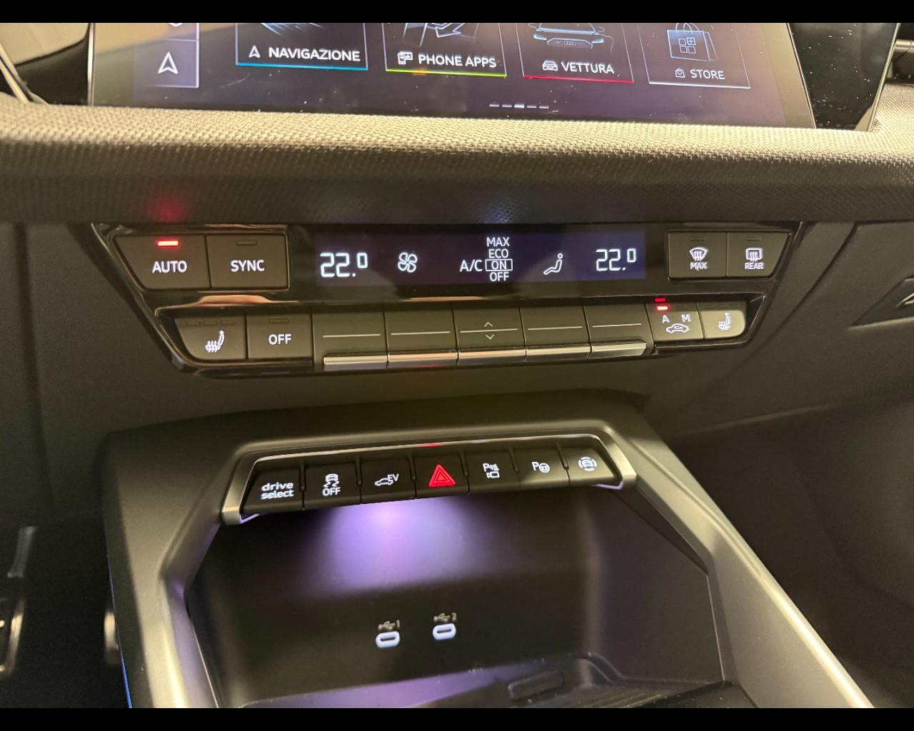 AUDI A3 SPORTBACK 45 TFSIe S-TRONIC S LINE EDITION