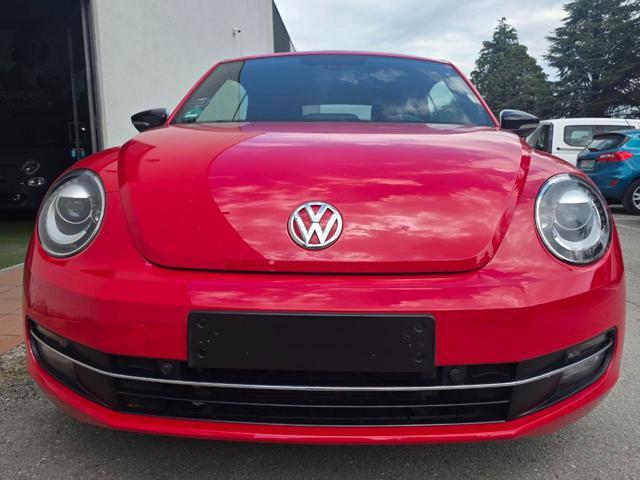 VOLKSWAGEN Maggiolino Cabrio 2.0 TDI Sport 6 marce FARI LED