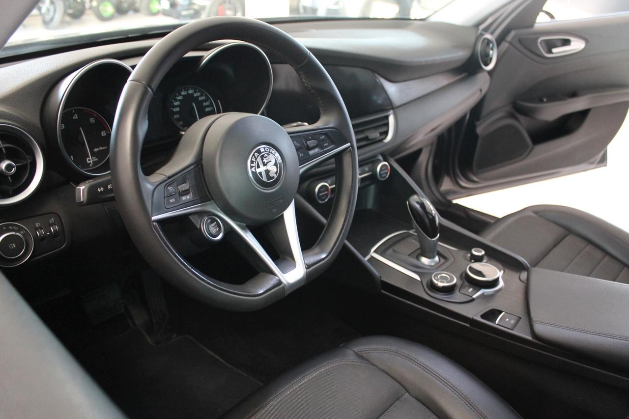 Alfa Romeo Giulia 2.2 Turbodiesel 150 CV Super