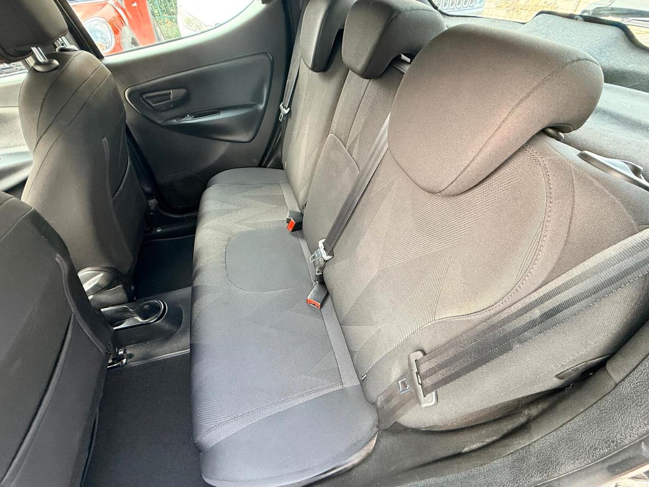 Lancia Ypsilon 1.2 69 CV 5 porte S&S Gold ***OK NEOPATENTATI***