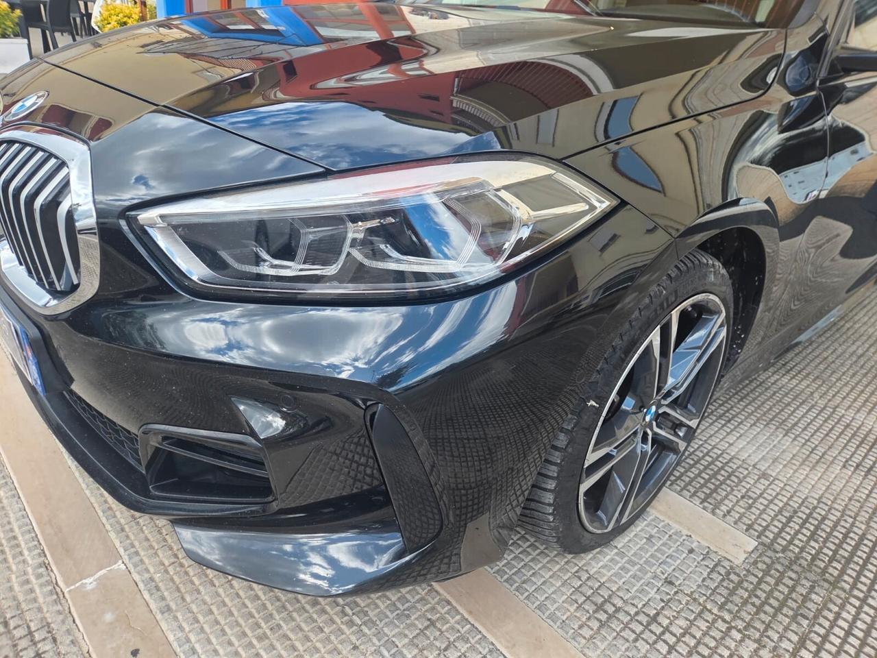 Bmw 116 116d 5p. Msport Exterior