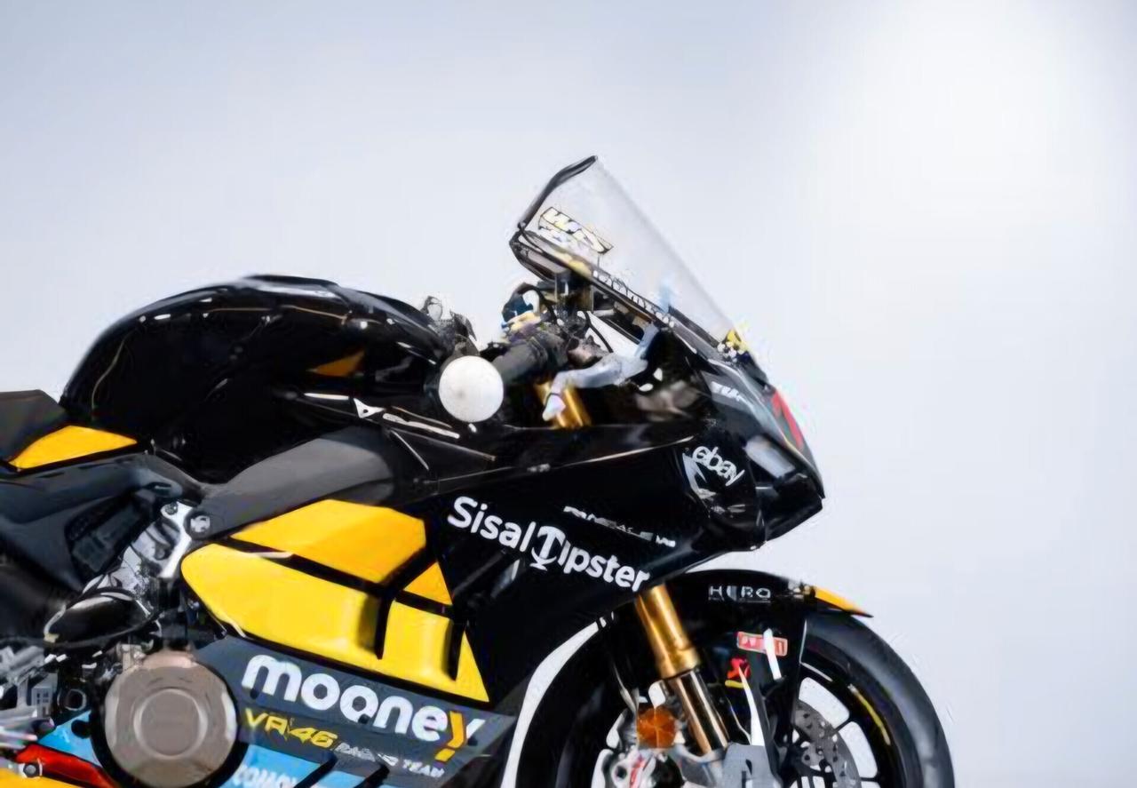 Ducati Panigale V4 BEZZECCHI