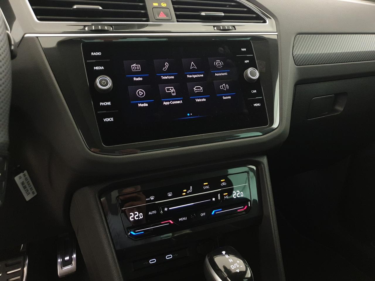 Volkswagen Tiguan 2.0 tdi r-line 150cv dsg