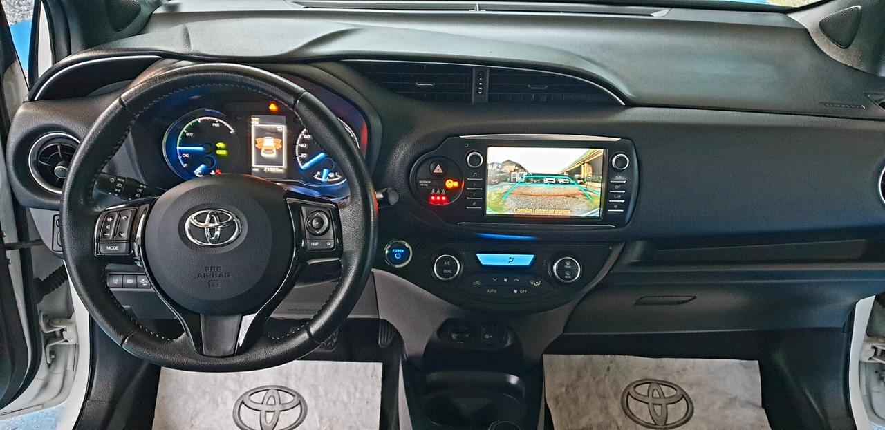 TOYOTA YARIS 1.5 BENZINA/HYBRID FULL OPTIONALKM71 MILA