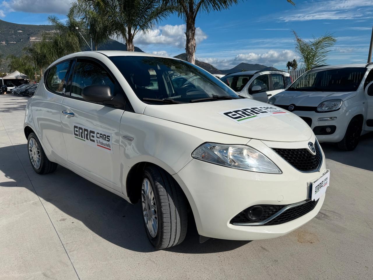 LANCIA YPSILON 2016 1.2 BENZINA/GPL 69 CV