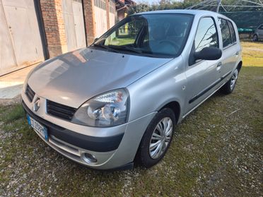 Renault Clio 1.2 16V 5 porte NEOPATENTATO