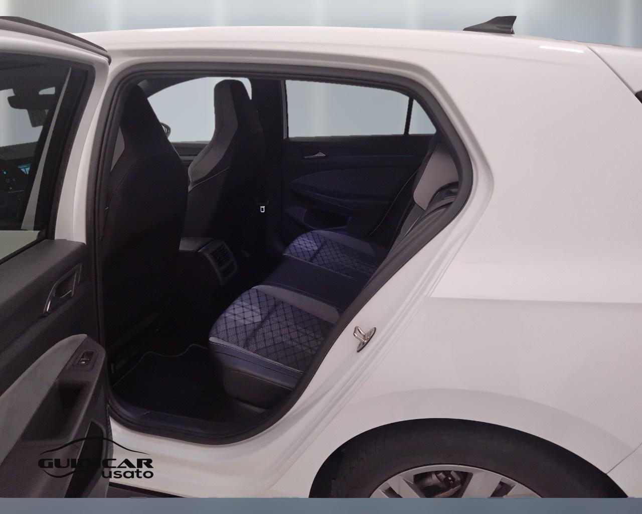 VOLKSWAGEN Golf VIII 2020 - Golf 1.5 etsi evo R-Line 130cv dsg