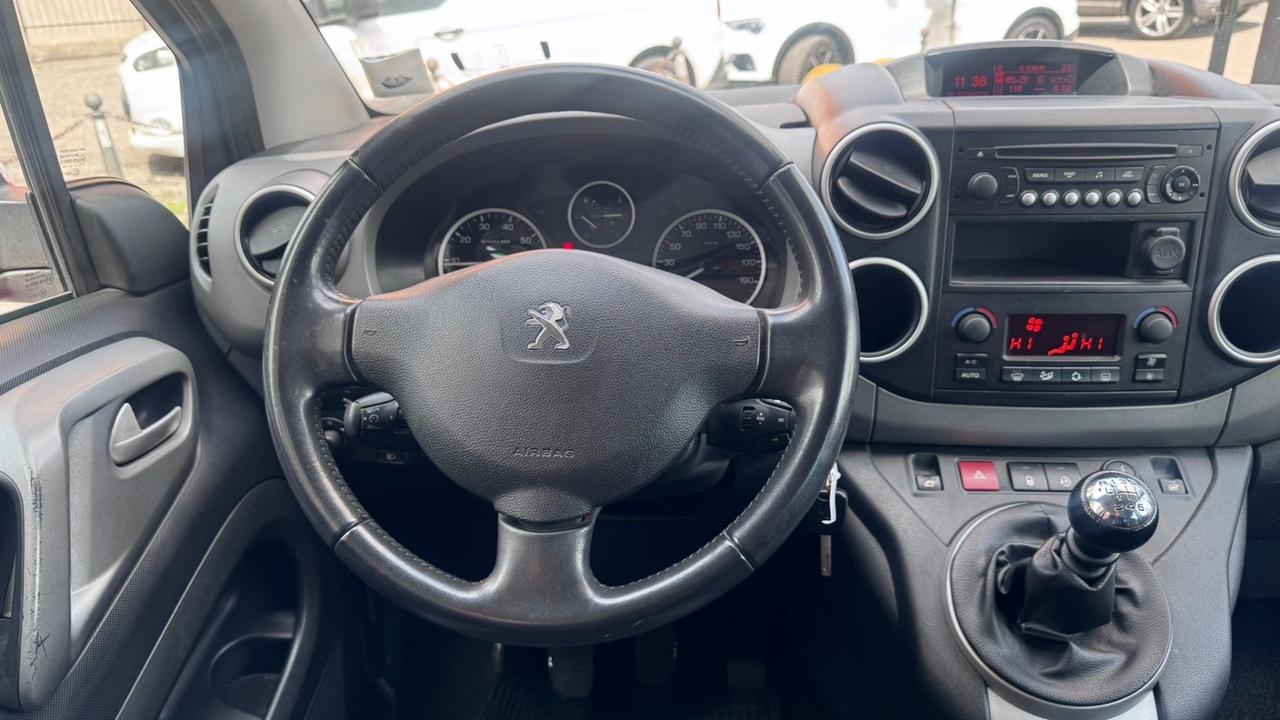 Peugeot Partner Tepee BlueHDi 120 S&S Outdoor