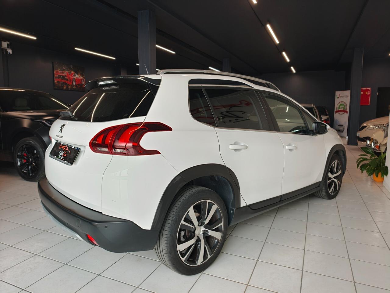 Peugeot 2008 BlueHDi 100 Allure