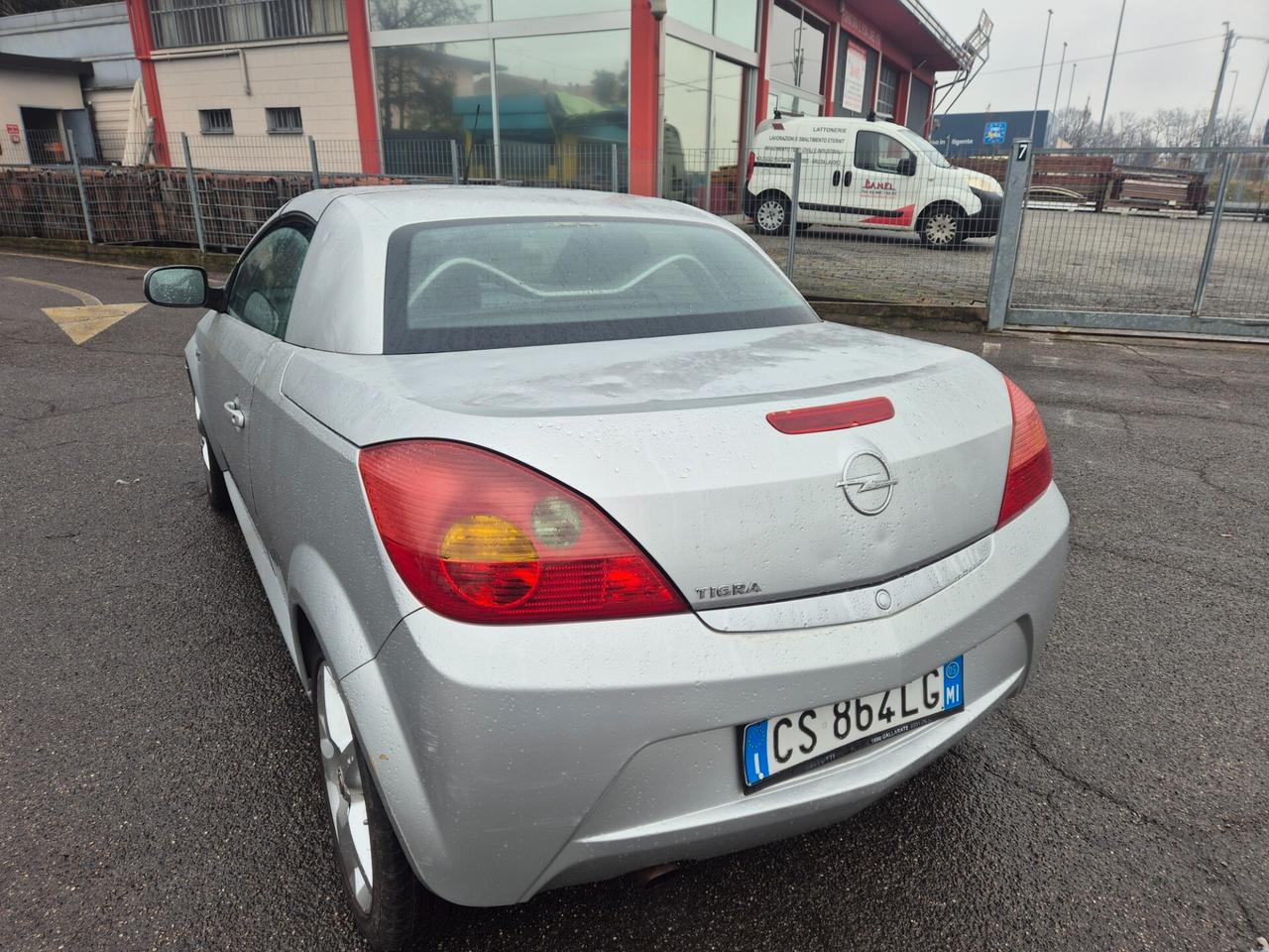 Opel Tigra TwinTop 1.4 16V First Edition