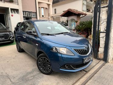 Lancia Ypsilon 1.0 FireFly 5 porte S&S Hybrid UnYca