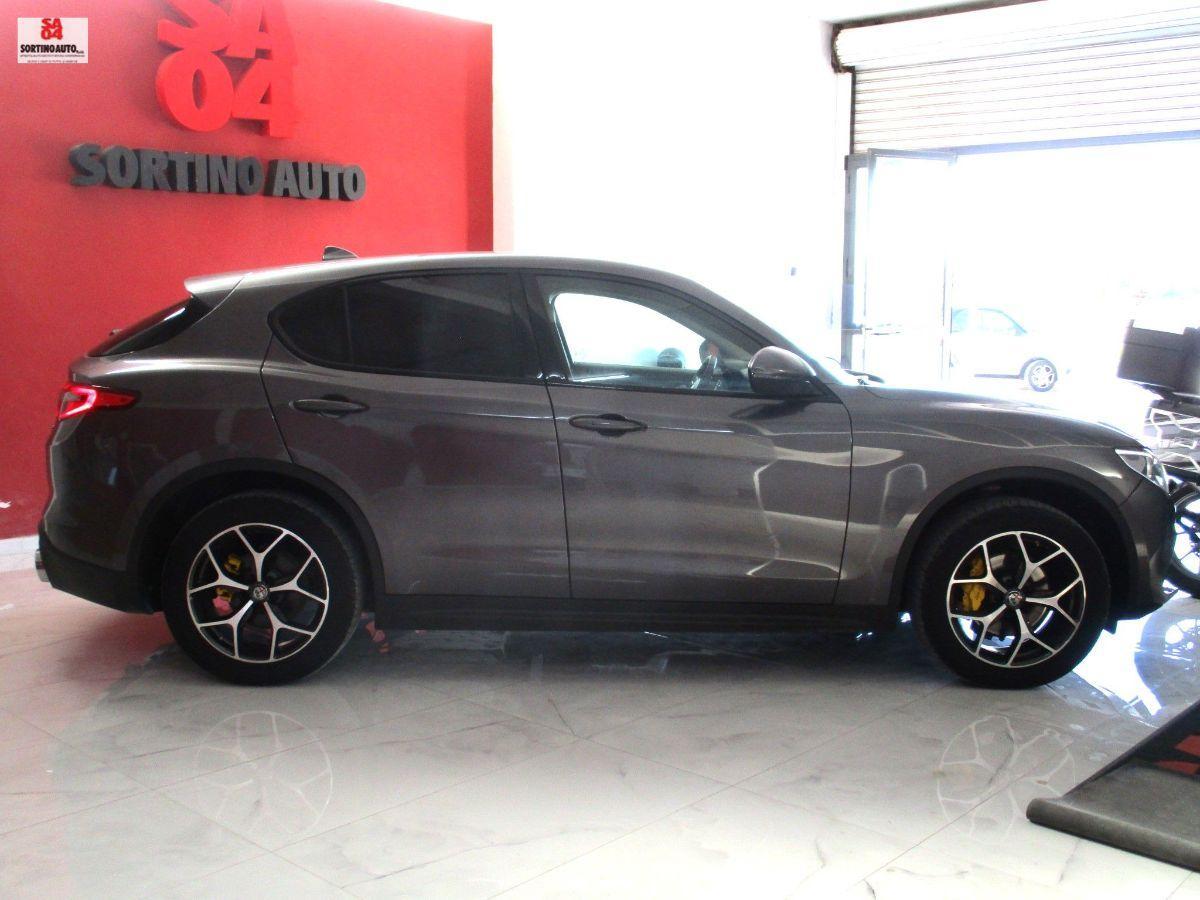 A.R.Stelvio 2.2 T.d. 210CV AT8 Q4 Exec.2019 FULL