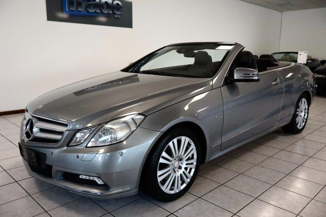 MERCEDES-BENZ E 200 Benzina Cabrio tagliandi Mercedes
